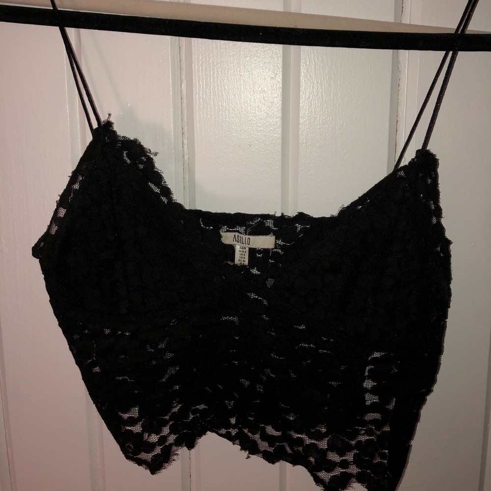 ASILIO Black Out Crop Top - Picture 2 of 3
